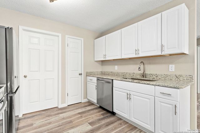 7431 Branston, San Antonio, TX 78250