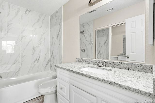 7431 Branston, San Antonio, TX 78250