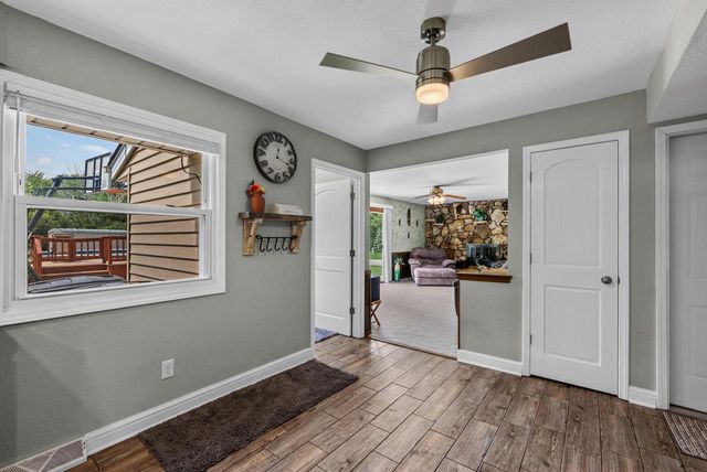 9301 S Sherwood DRIVE, Franklin, WI 53132