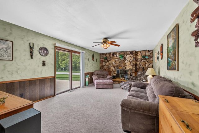 9301 S Sherwood DRIVE, Franklin, WI 53132