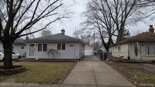 18285 Deering Street, Livonia, MI 48152