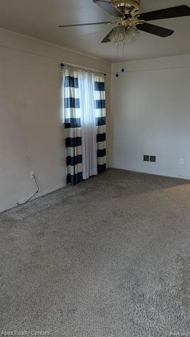 18285 Deering Street, Livonia, MI 48152