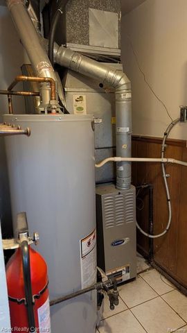 18285 Deering Street, Livonia, MI 48152