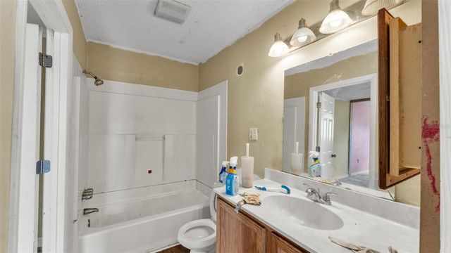 7619 & 7615 CHASE ROAD, Lakeland, FL 33810