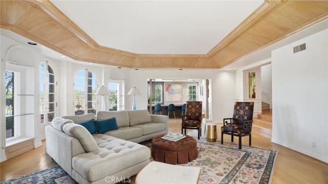 4548 Ellenboro, Woodland Hills, CA 91364