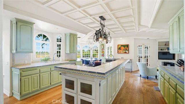 4548 Ellenboro, Woodland Hills, CA 91364