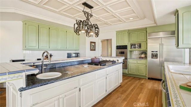 4548 Ellenboro, Woodland Hills, CA 91364