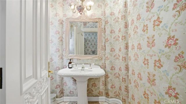 4548 Ellenboro, Woodland Hills, CA 91364