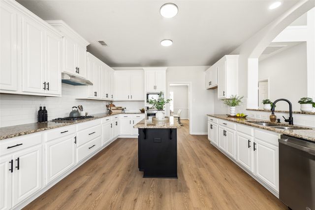 8508 Brook Hollow Drive, Mckinney, TX 75070