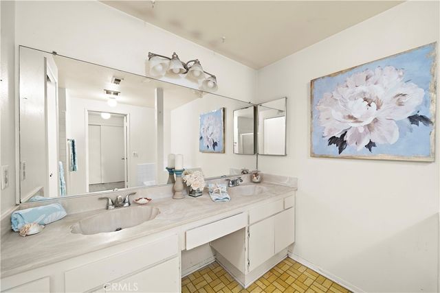 8535 Phoenix Avenue, Fountain Valley, CA 92708