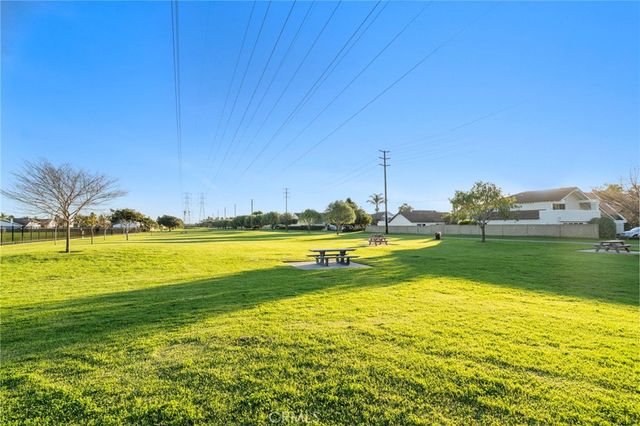 8535 Phoenix Avenue, Fountain Valley, CA 92708