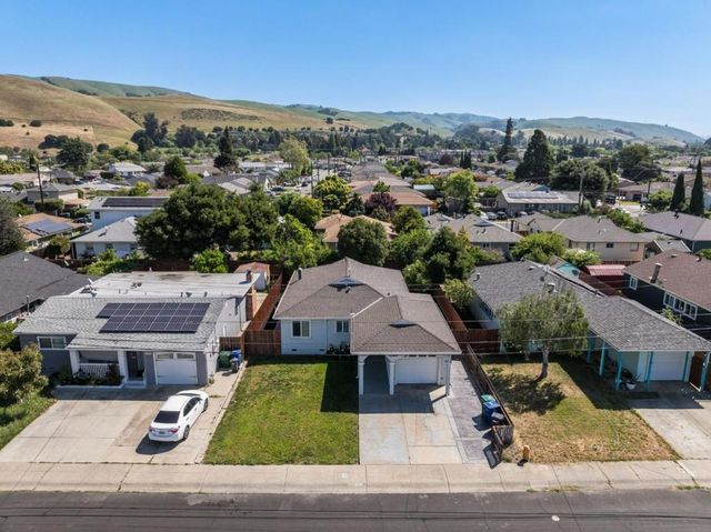 32046 Kennet Street, Hayward, CA 94544