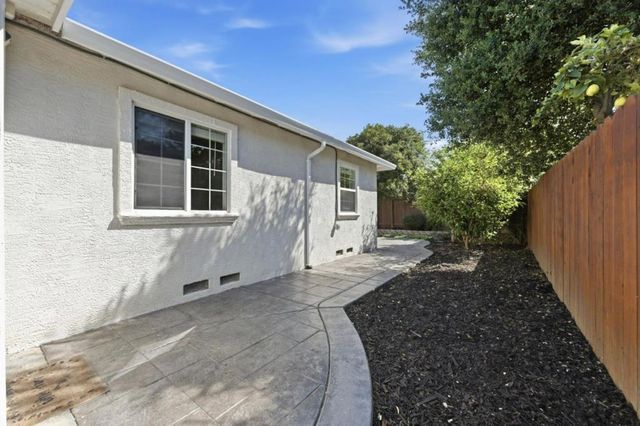 32046 Kennet Street, Hayward, CA 94544