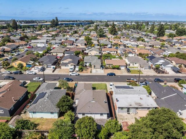 32046 Kennet Street, Hayward, CA 94544