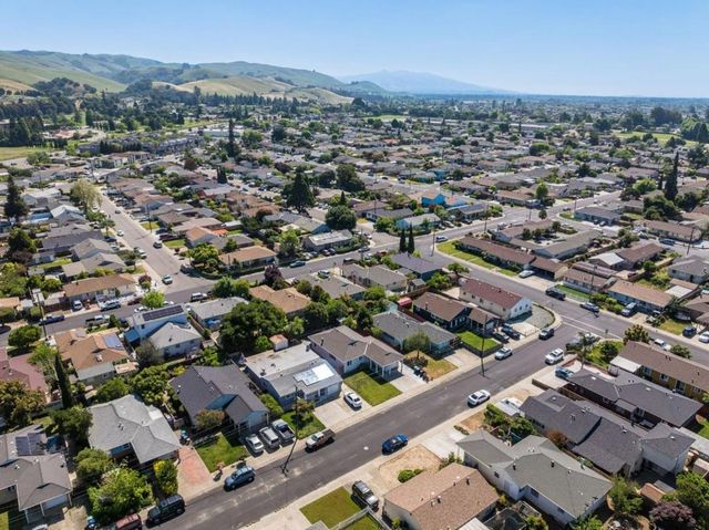 32046 Kennet Street, Hayward, CA 94544