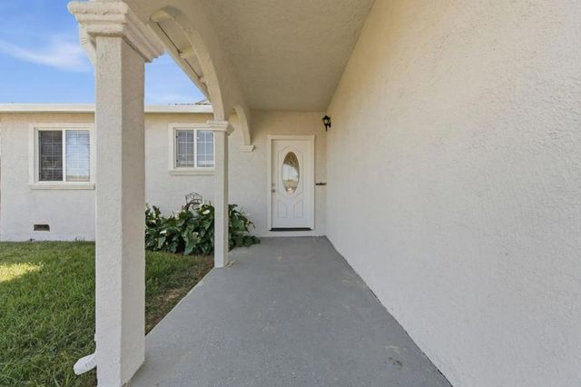 32046 Kennet Street, Hayward, CA 94544