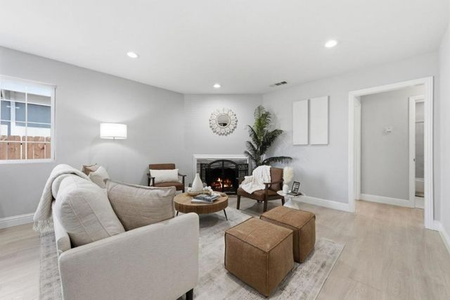 32046 Kennet Street, Hayward, CA 94544