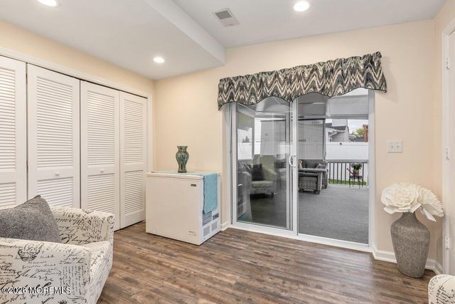 13 Roland Place, Hazlet, NJ 07730