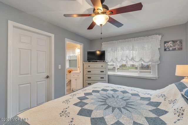 13 Roland Place, Hazlet, NJ 07730