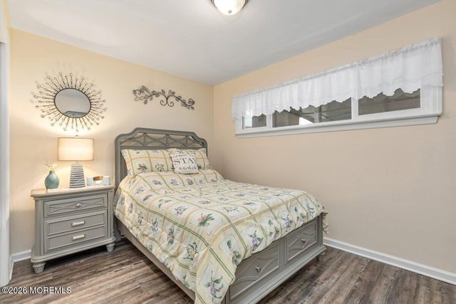 13 Roland Place, Hazlet, NJ 07730