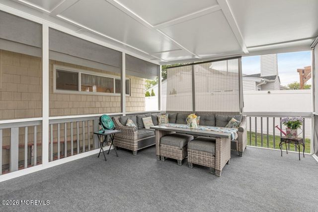 13 Roland Place, Hazlet, NJ 07730