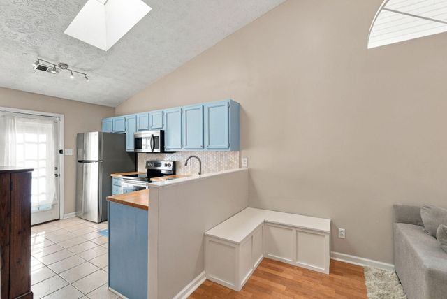 4796 Moss Creek Dr Drive, Lexington, KY 40515