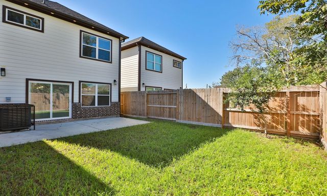 3535 Mount Pleasant Street, Houston, TX 77021