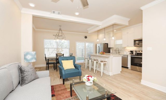 3535 Mount Pleasant Street, Houston, TX 77021