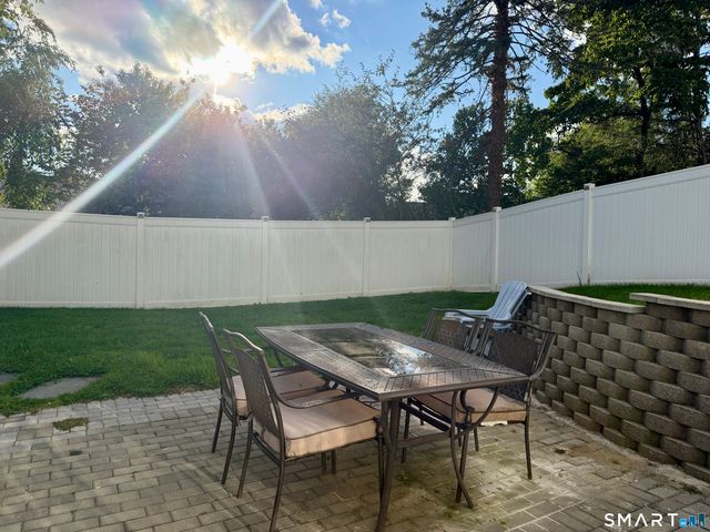30 Twilight Lane, Brookfield, CT 06804