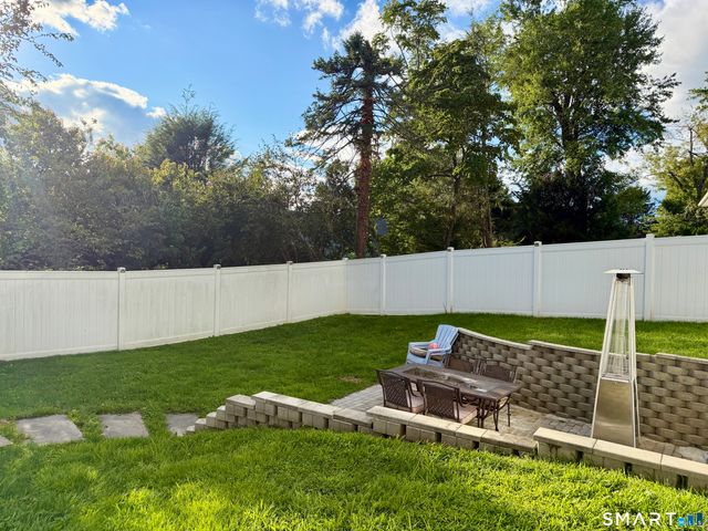 30 Twilight Lane, Brookfield, CT 06804