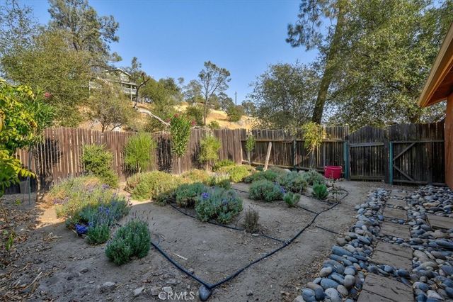 43656 Crystal Cave Circle, Coarsegold, CA 93614