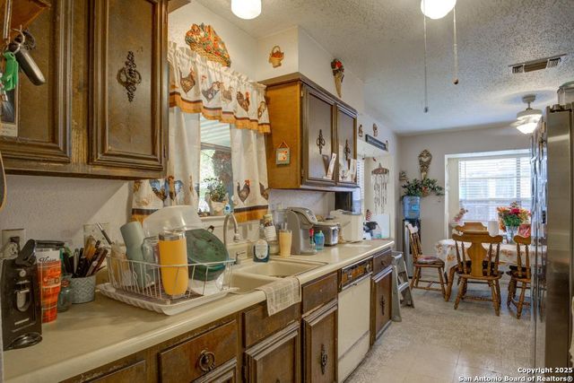 4519 Timberhill, San Antonio, TX 78238