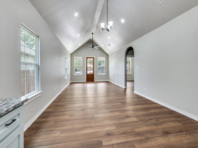 2904 8th Avenue, Fort Worth, TX 76110