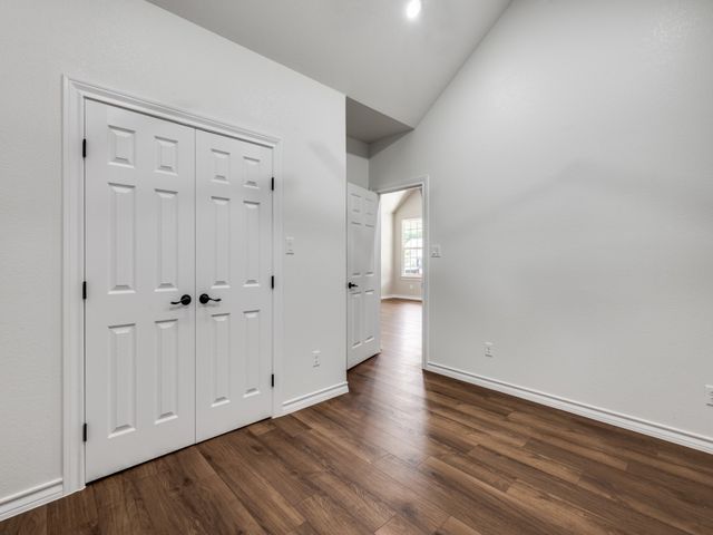 2904 8th Avenue, Fort Worth, TX 76110