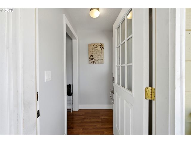 1805 N LIBRA St, Newberg, OR 97132