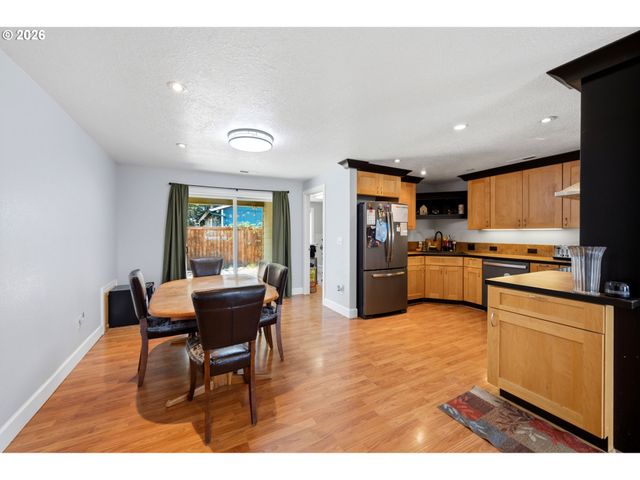 1805 N LIBRA St, Newberg, OR 97132