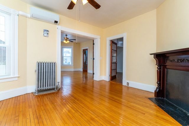 527 North Warren, Brockton, MA 02301