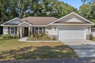 108 A N Rayburn Street, Crestview, FL 32539