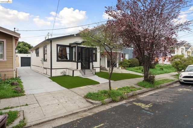 1004 39Th St, Oakland, CA 94608