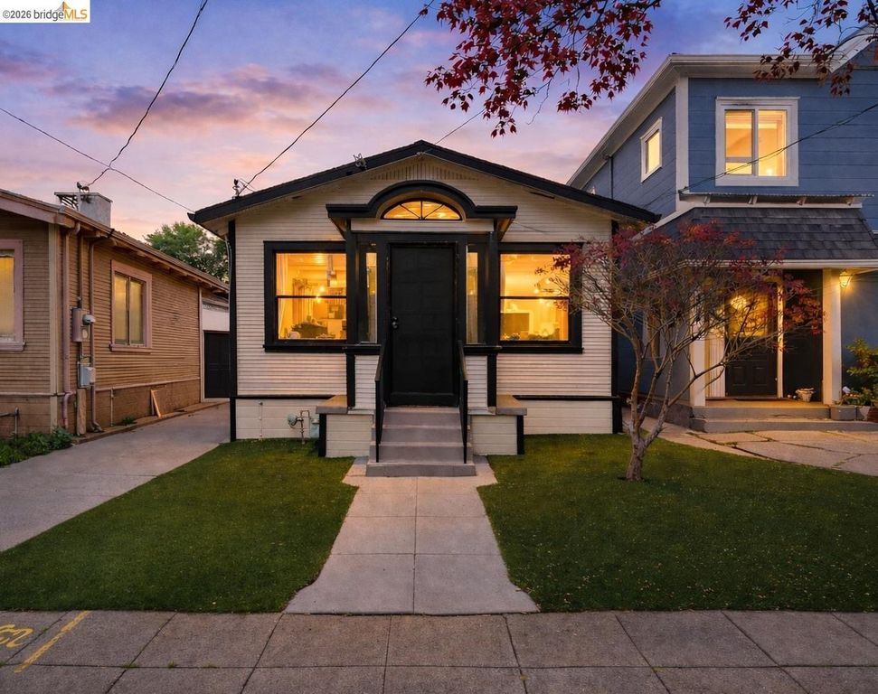 1004 39Th St, Oakland, CA 94608