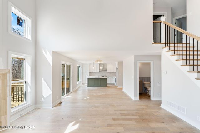 3314 Catalpa Farms Dr, Fisherville, KY 40023