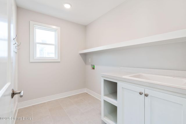 3314 Catalpa Farms Dr, Fisherville, KY 40023