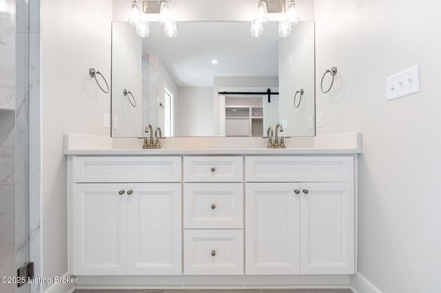 3314 Catalpa Farms Dr, Fisherville, KY 40023