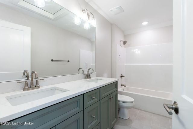 3314 Catalpa Farms Dr, Fisherville, KY 40023