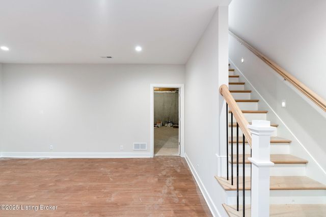 3314 Catalpa Farms Dr, Fisherville, KY 40023