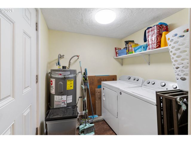 263 17TH Ave, Longview, WA 98632