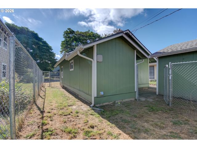 263 17TH Ave, Longview, WA 98632