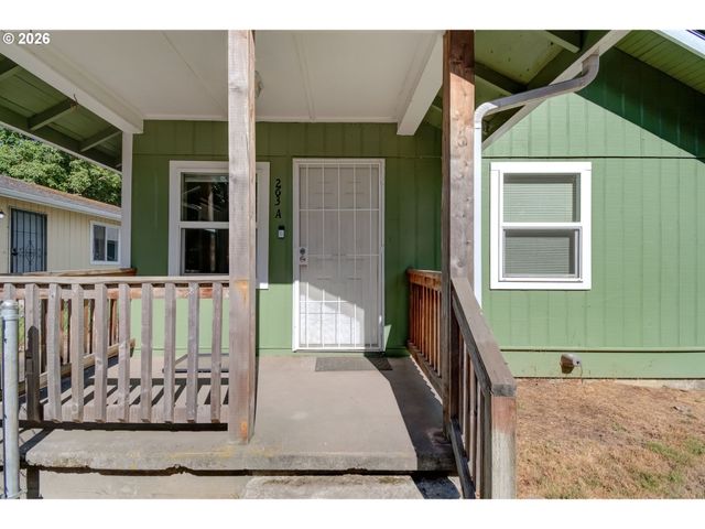 263 17TH Ave, Longview, WA 98632