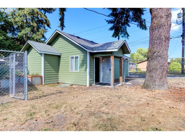 263 17TH Ave, Longview, WA 98632