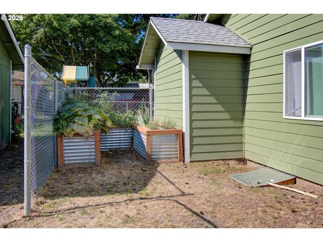 263 17TH Ave, Longview, WA 98632
